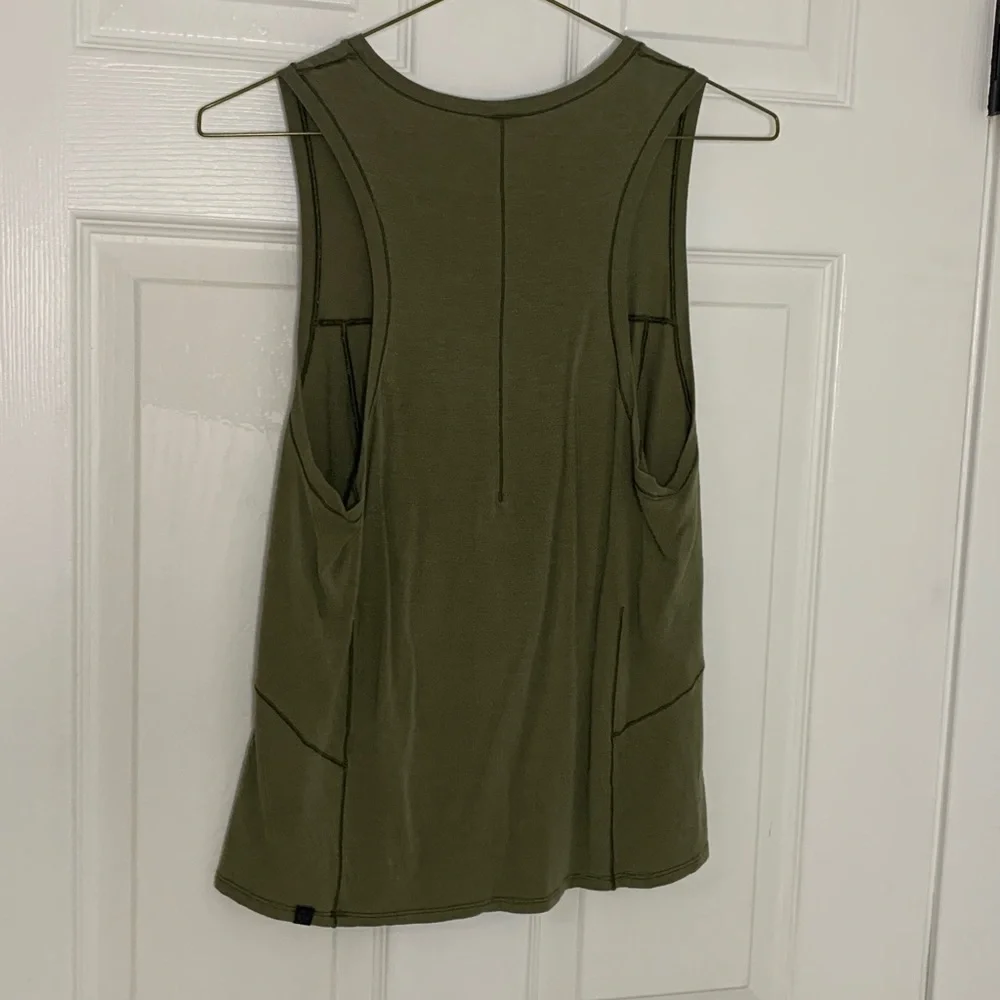 LULULEMON tank top 6 - Picture 4 of 6